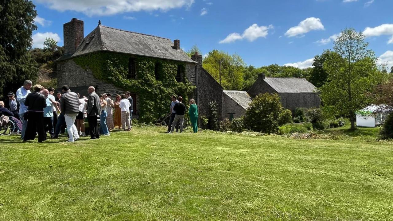 Moulin Menhirs & Zone Naturelle Protegee Saint-Just (Ille-et-Vilaine) Exterior foto